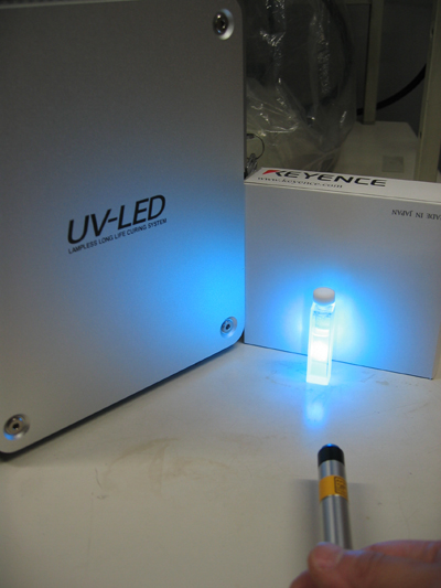 UV照射器